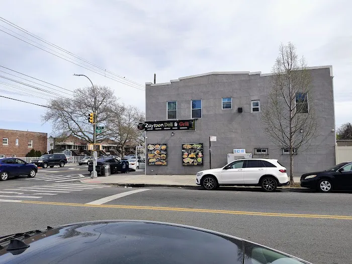 Zaytoon Deli & Grill Picture 2