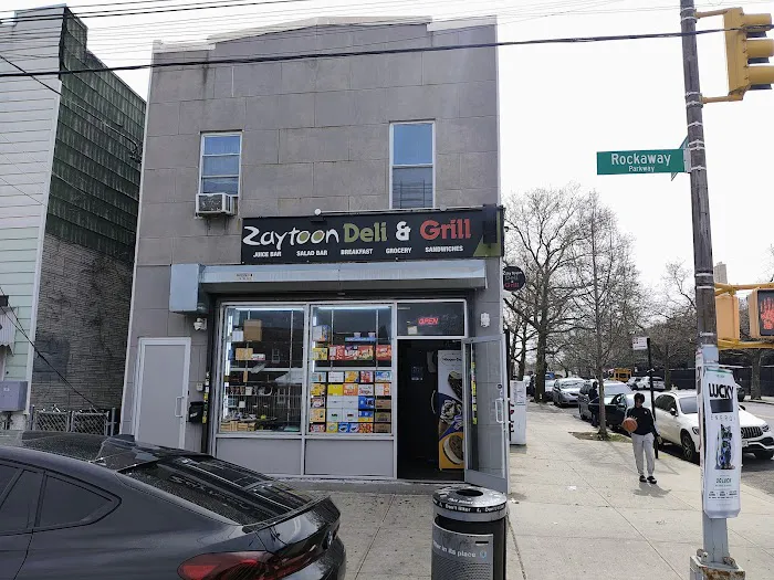 Zaytoon Deli & Grill Picture 1