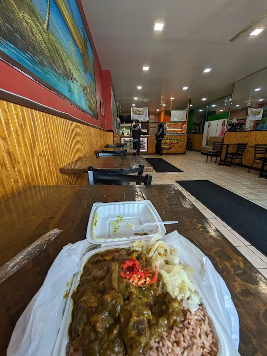 Dougie's Jamaican Cuisine Picture 9