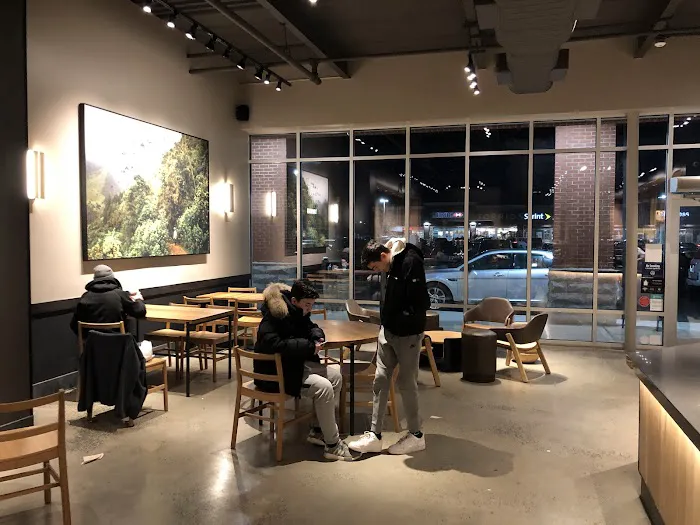 Starbucks Picture 4