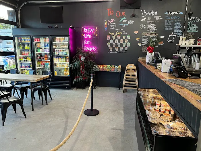 SUNSET BAGELS CAFE Picture 9