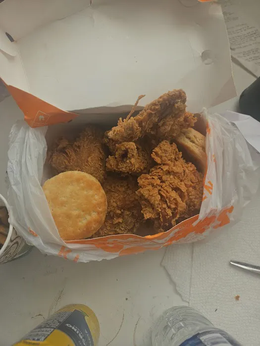 Popeyes Louisiana Kitchen Picture 2