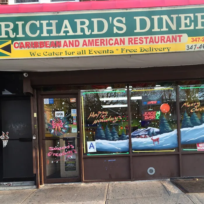 Richard's Diner Picture 9
