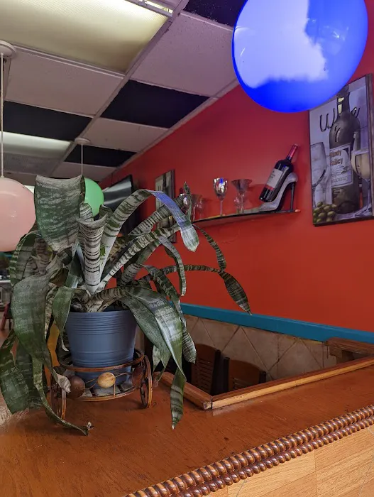 Richard's Diner Picture 7