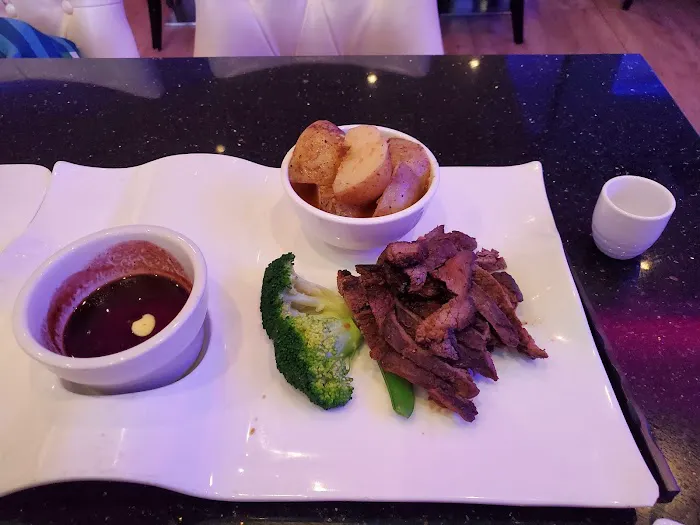 Hana Asian Bistro Picture 2