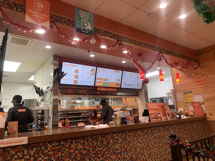 Popeyes Louisiana Kitchen Picture 2