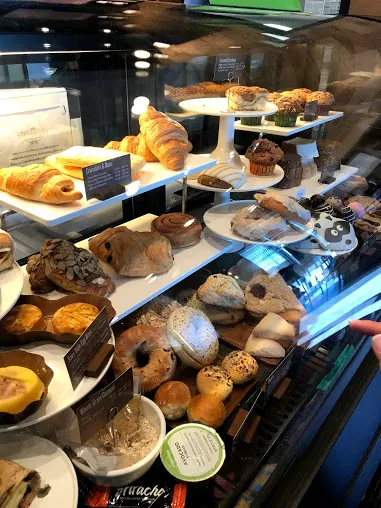 Starbucks Picture 5
