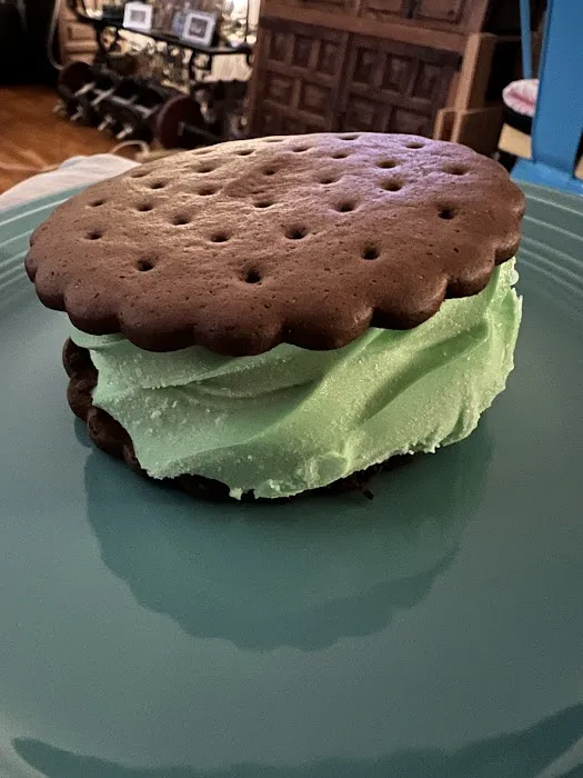 Carvel Picture 4