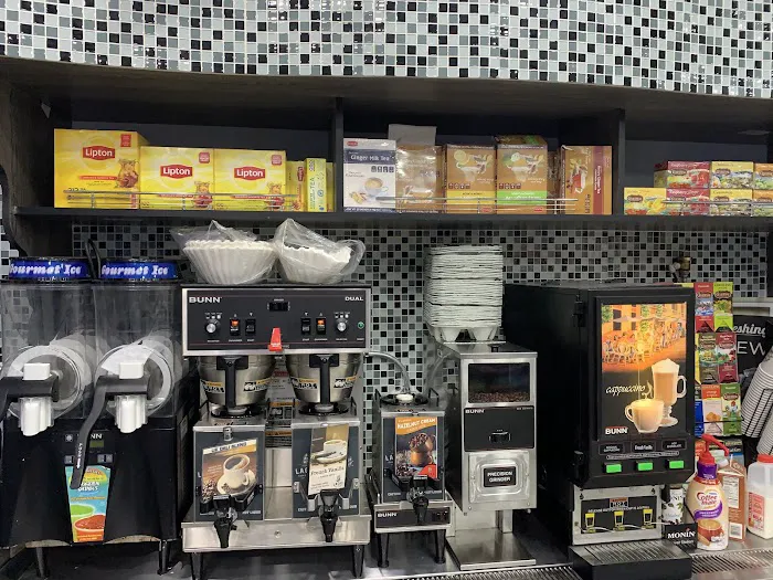 UK Deli & Grocery Picture 9