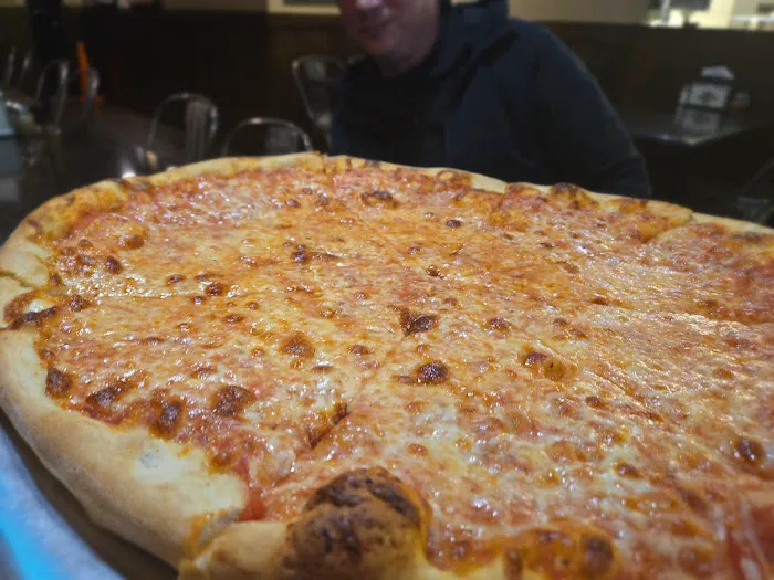 Lenny & John's Pizza Picture 3