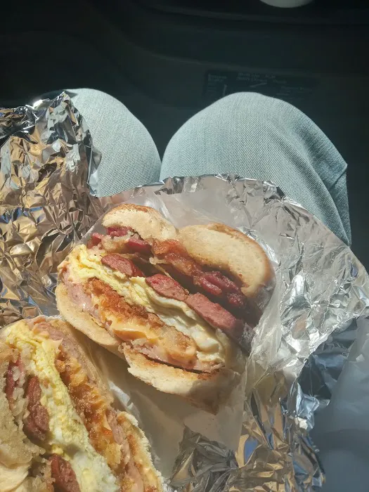 Fresh Deli & Grill Picture 5