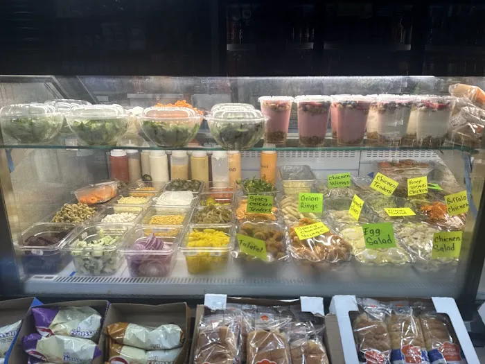 Fresh Deli & Grill Picture 8