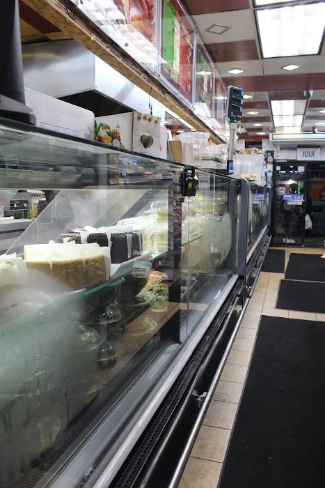 4 Avenue Gourmet Deli & Grill Picture 7