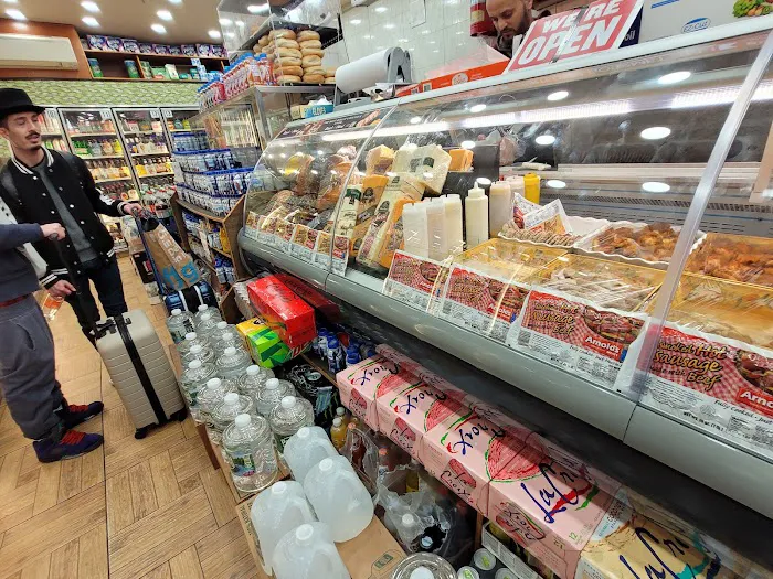 Cortelyou Gourmet Deli Picture 7