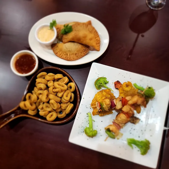 Golden Blue Bar & Restaurant Picture 1