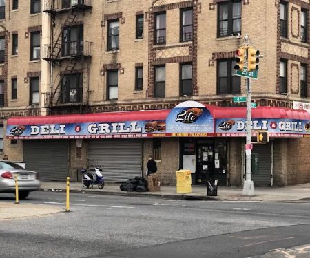 Almonte Deli