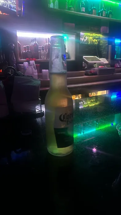 Fantastic Bar & Lounge Picture 3