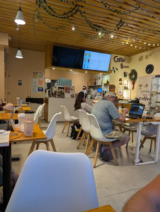 Full up cafe Picture 1