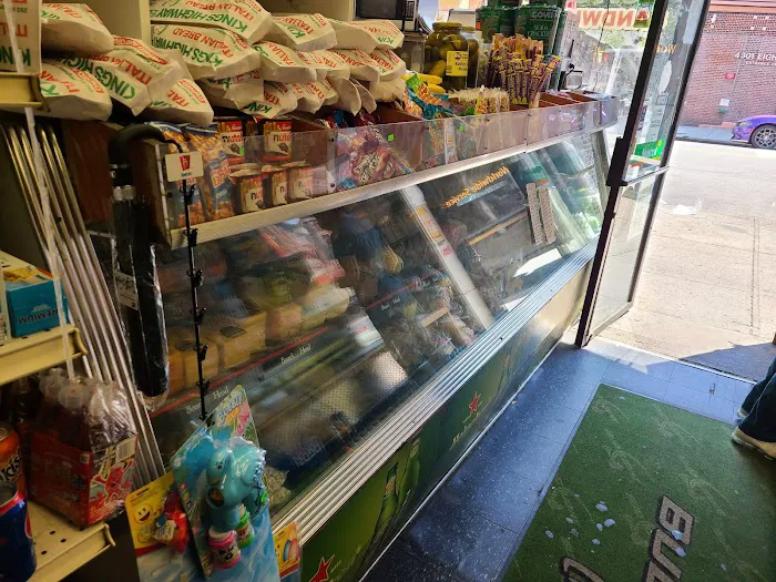 J G Grocery & Deli Picture 7
