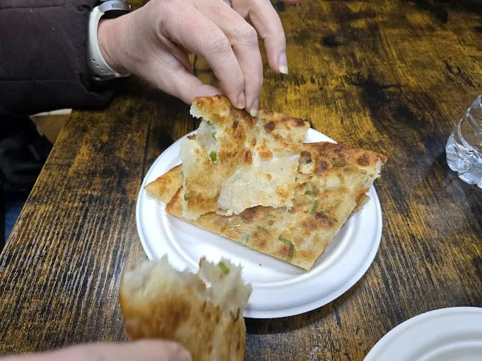 Kai Feng Fu Dumpling House Picture 1