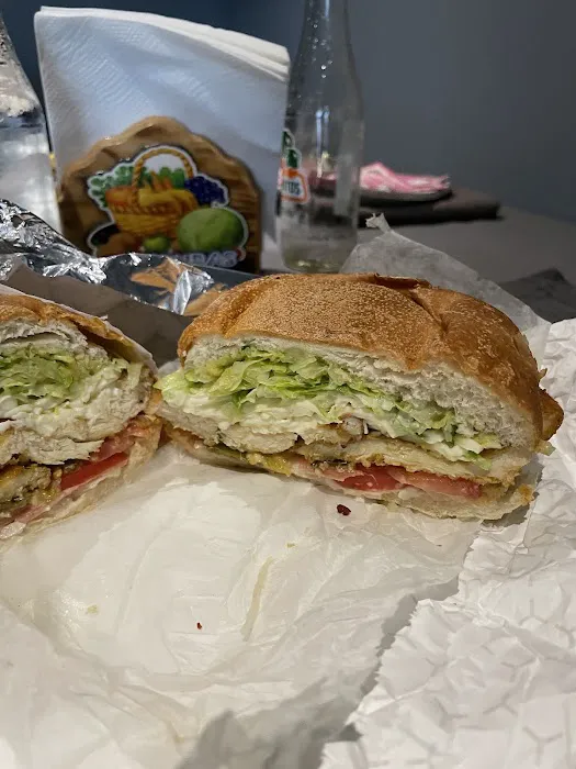 Gro Mexican Deli & Grocery Picture 6