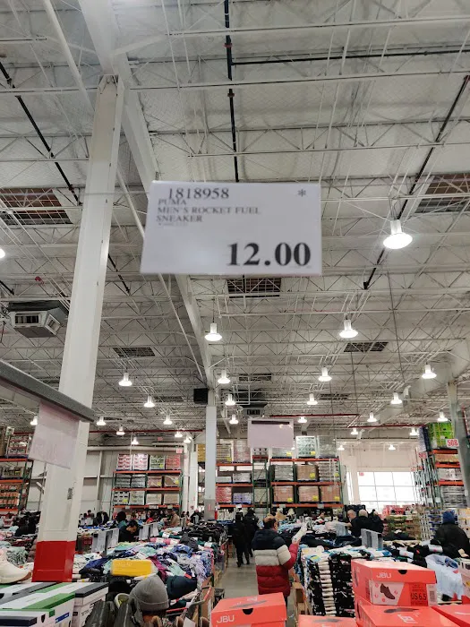 Costco Food Court Picture 8