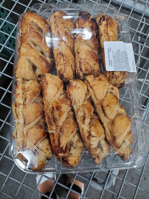 Costco Food Court Picture 4