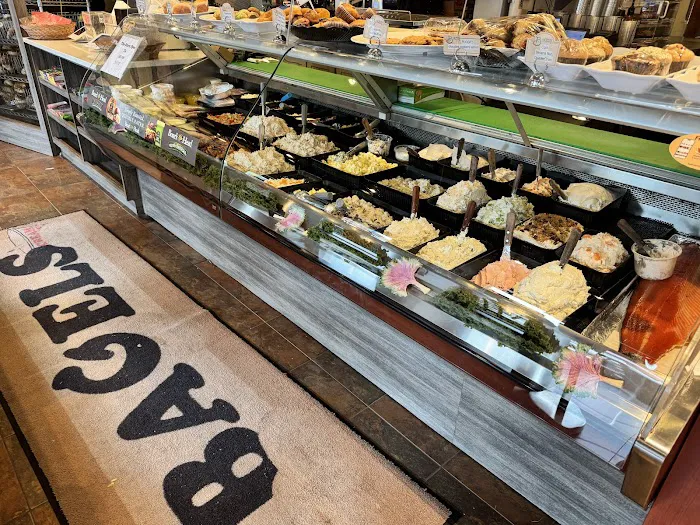Cresskill Hot Bagels Picture 5