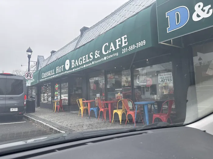 Cresskill Hot Bagels Picture 2
