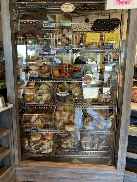 Cresskill Hot Bagels Picture 10