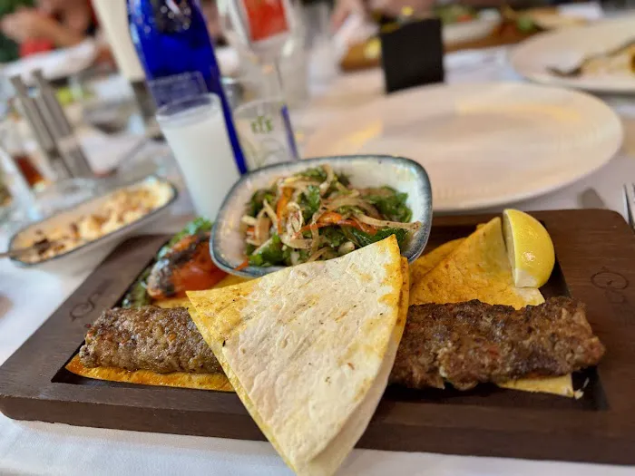 Samdan Mediterranean Restaurant and Bar Picture 7
