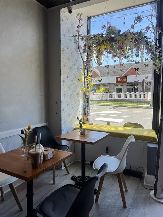 Bergenfield Cafe Picture 3