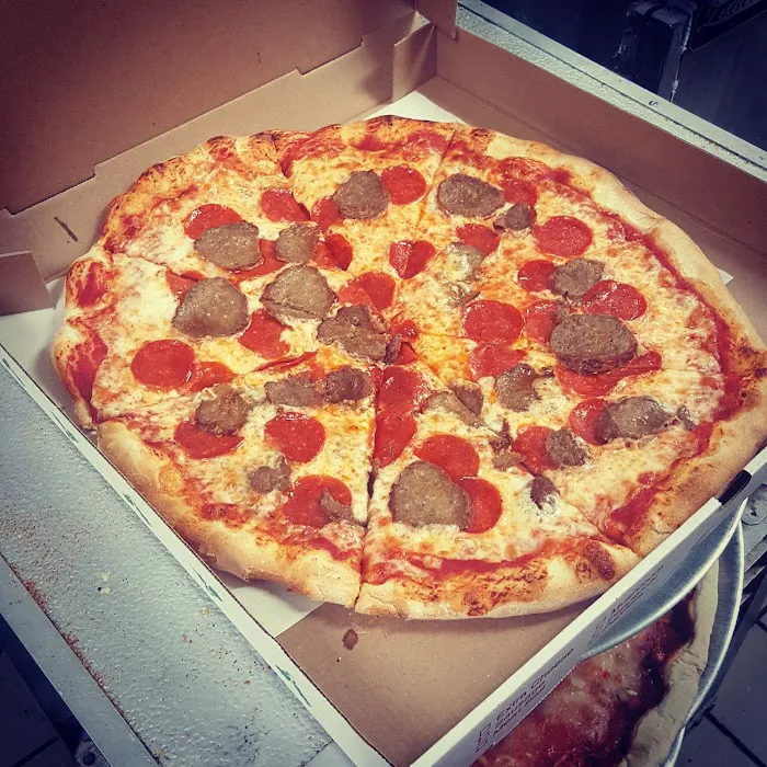Nino's Pizza Picture 8