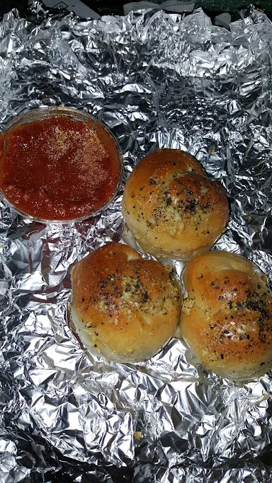 Nino's Pizza Picture 2