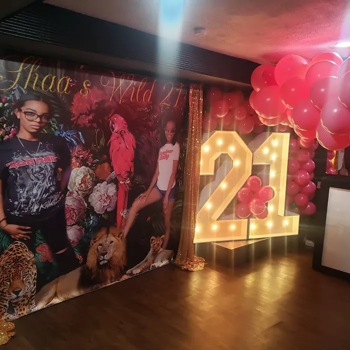 The Wave Bar & Lounge Picture 2