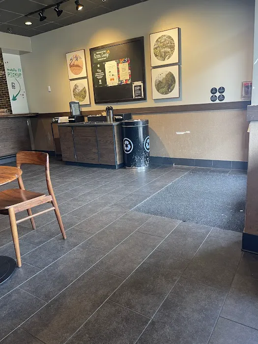 Starbucks Picture 5