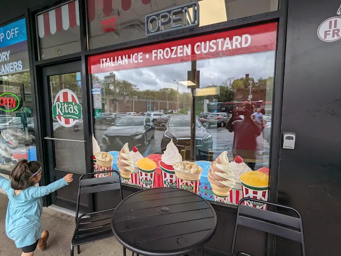 Rita's Italian Ice & Frozen Custard Picture 1