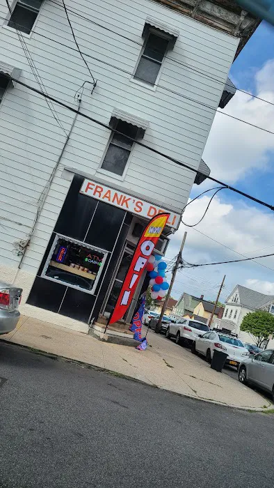 Frank's Deli Picture 4