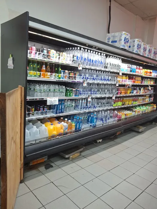 Zack's Bestway Deli Picture 3