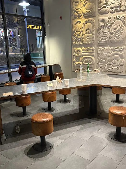Chipotle Mexican Grill Picture 1