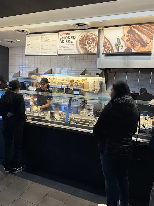 Chipotle Mexican Grill Picture 3