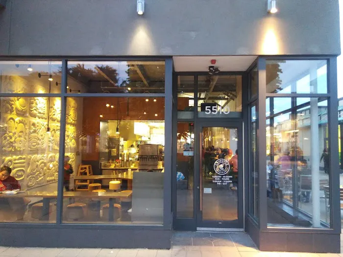 Chipotle Mexican Grill Picture 2