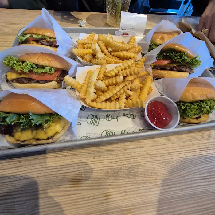 Shake Shack Cross County Picture 2
