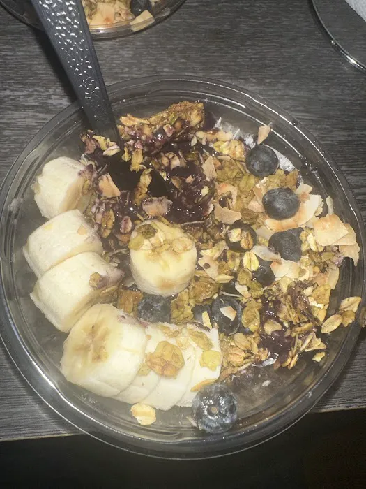 Root & Vine Juice Bar Picture 9