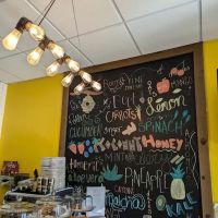 Root & Vine Juice Bar ico