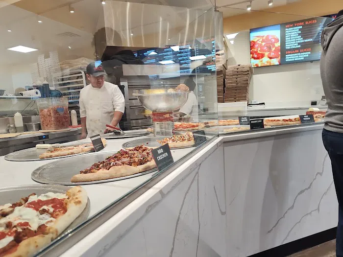 Honey Pizza Super Italian Street Food Picture 8