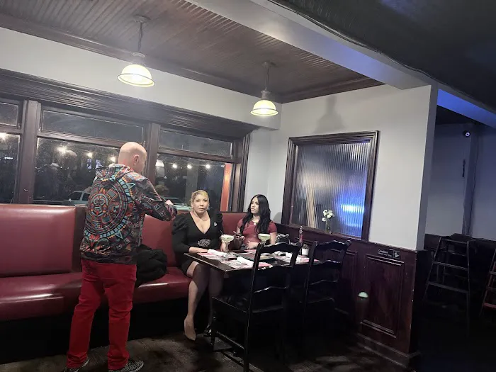 Burkes Restaurant and Bar Picture 10