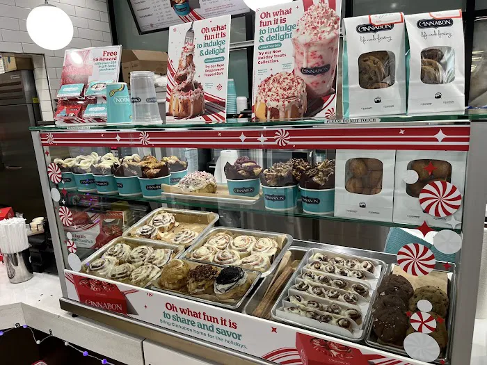 Cinnabon Picture 10