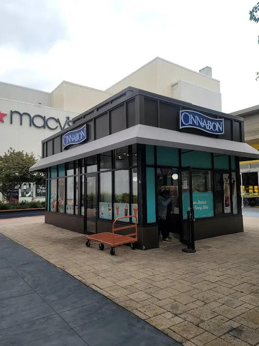 Cinnabon Picture 9