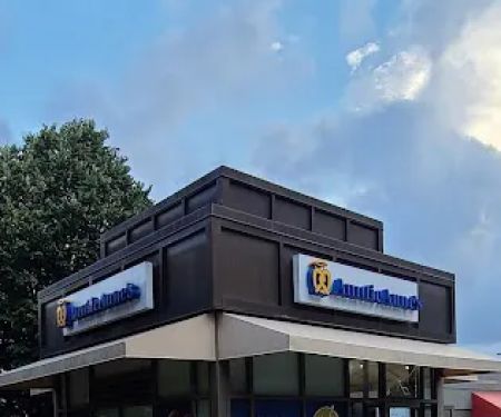 Auntie Anne's